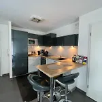 Robertsau, Jardin En شقة